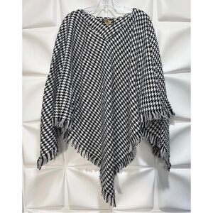 Wool Touch Acrylic Houndstooth Wolfstooth Black White Fringed Poncho Topper